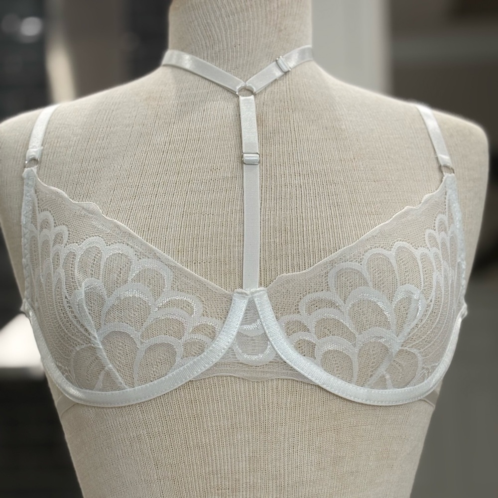 Strappy Elegant White Lace Bra Same Day Shipping 34D